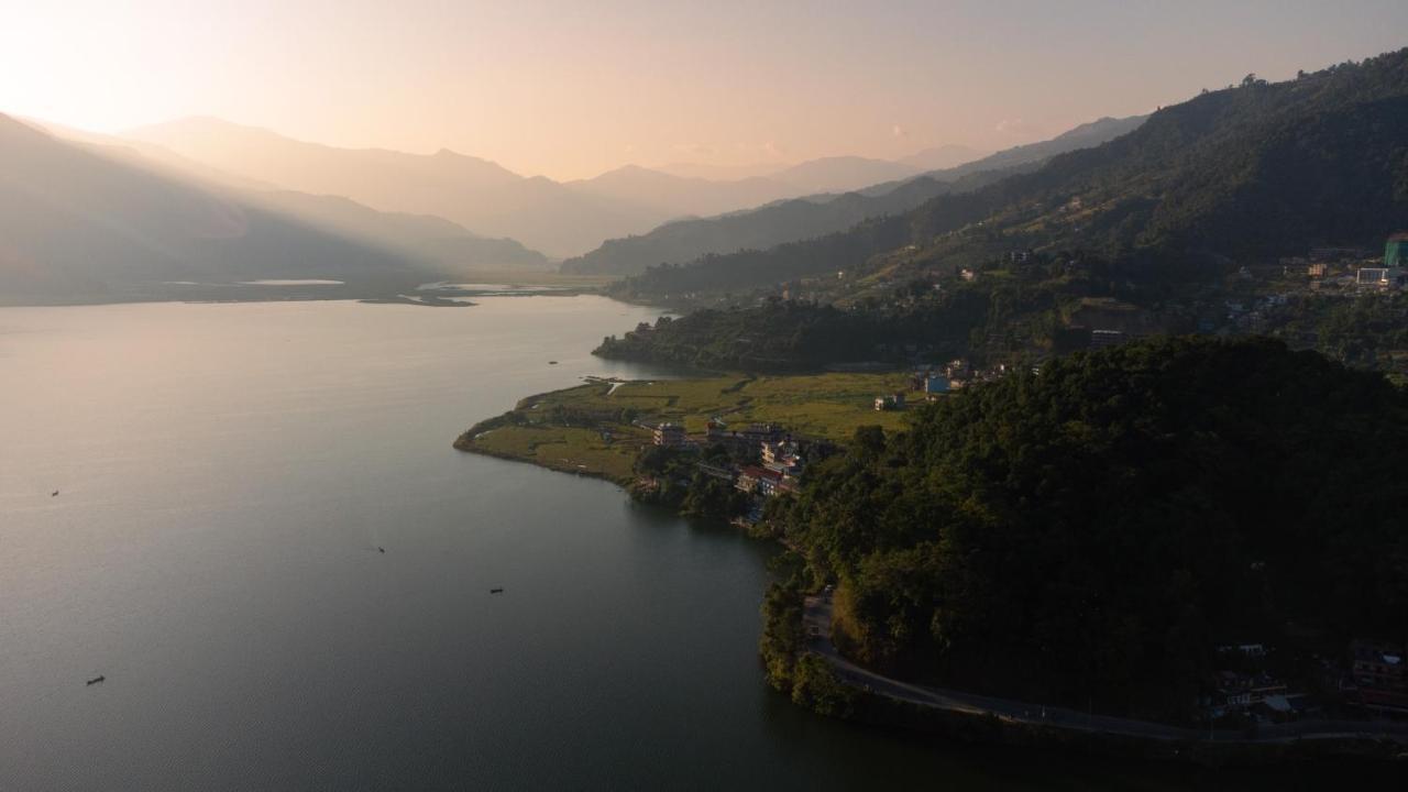 Hotel Pushkar Pokhara Exteriör bild