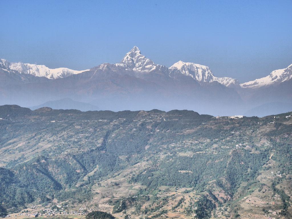 Hotel Pushkar Pokhara Exteriör bild